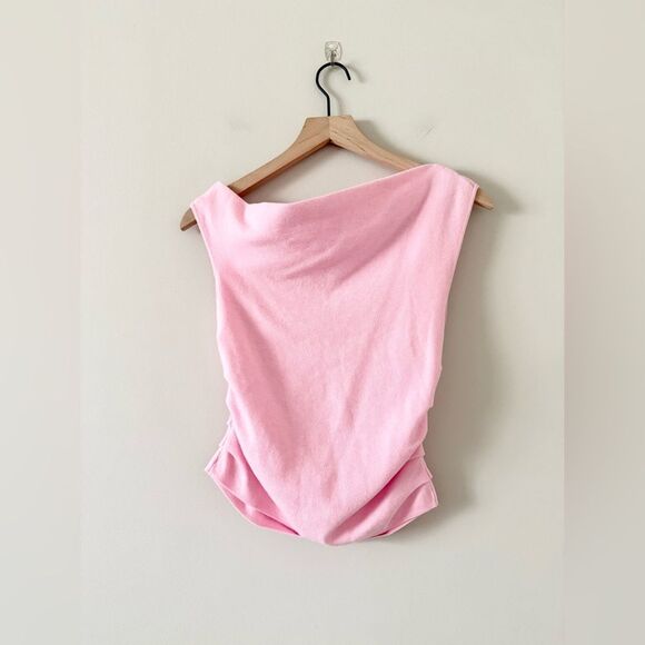 Le Lis Collection Asymmetrical Neckline Sleeveless Sweater in Pink - Size M - Picture 5 of 7